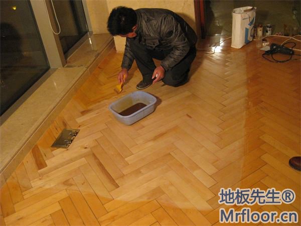 由由喜來(lái)登局部修復(fù)和保養(yǎng)木地板翻新