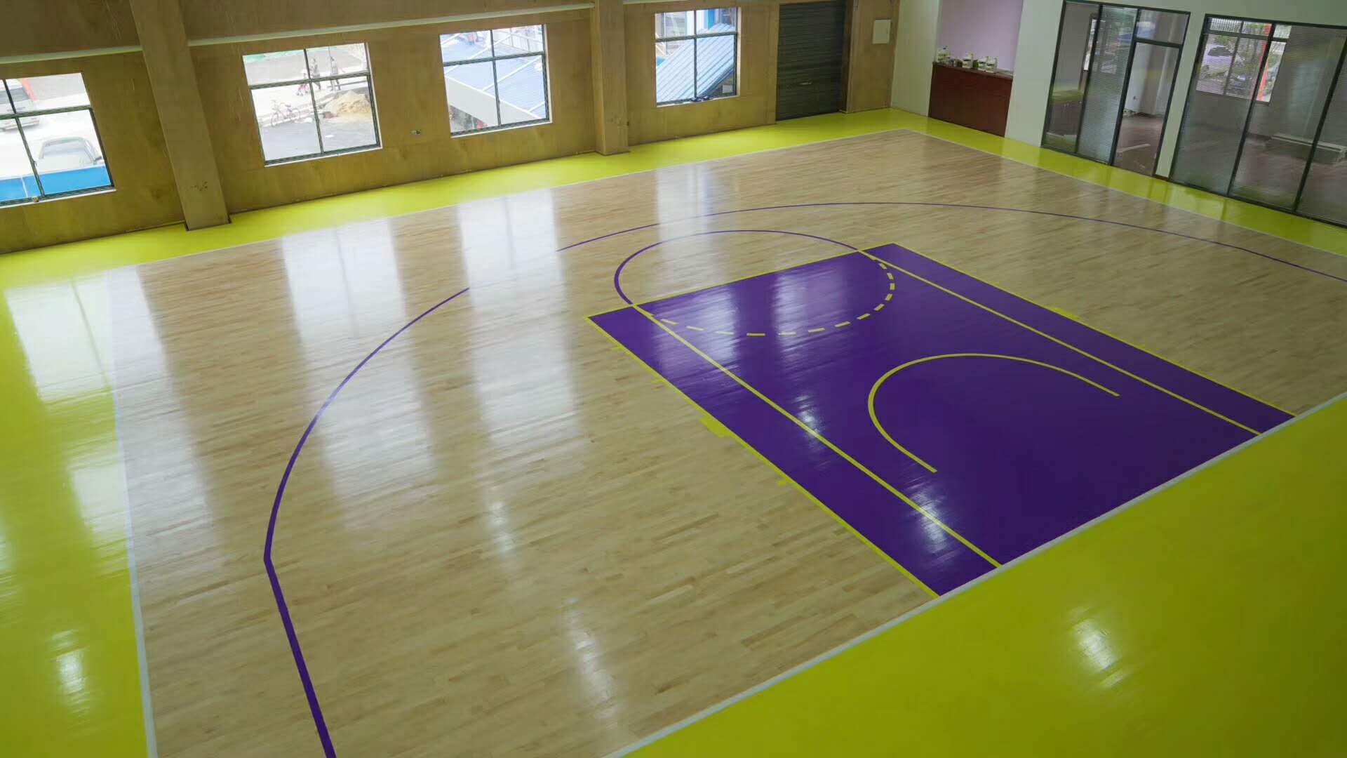 長沙卓晟球館地板翻新防滑保養彩漆案例