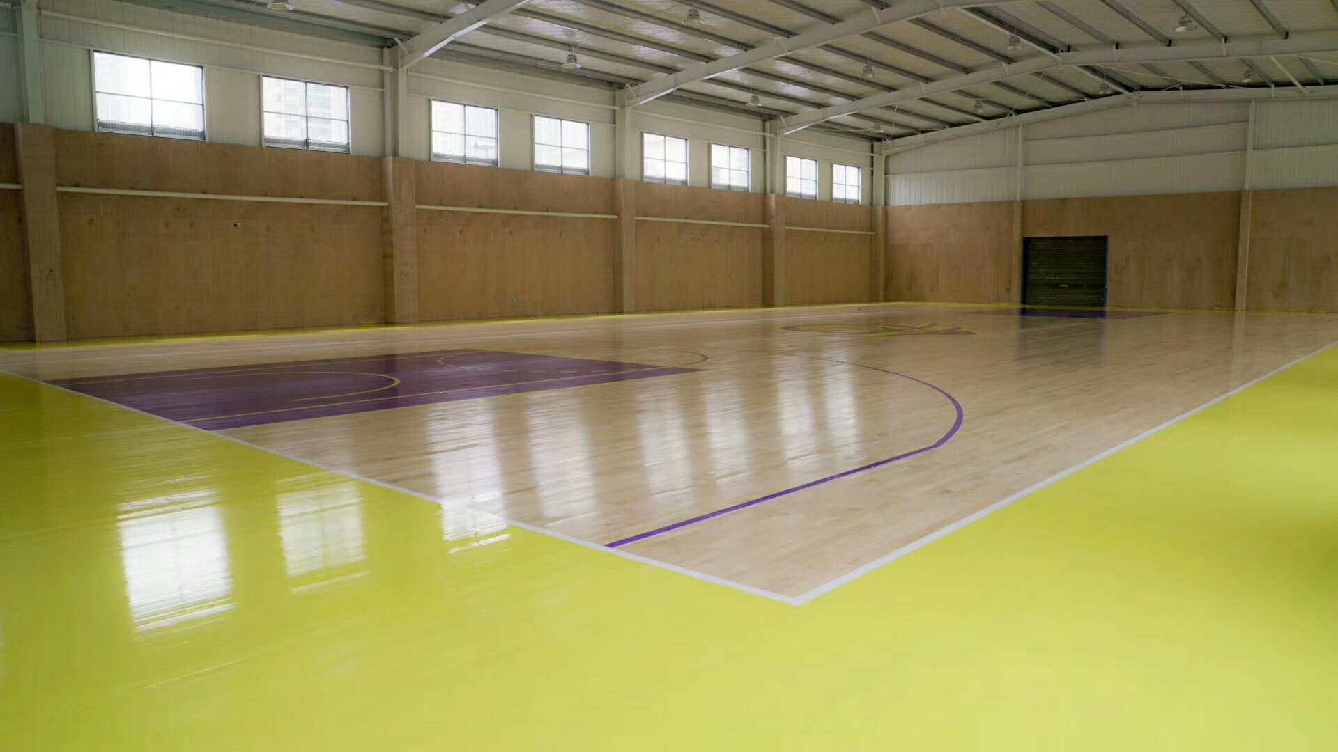 長沙卓晟球館地板翻新防滑保養彩漆案例
