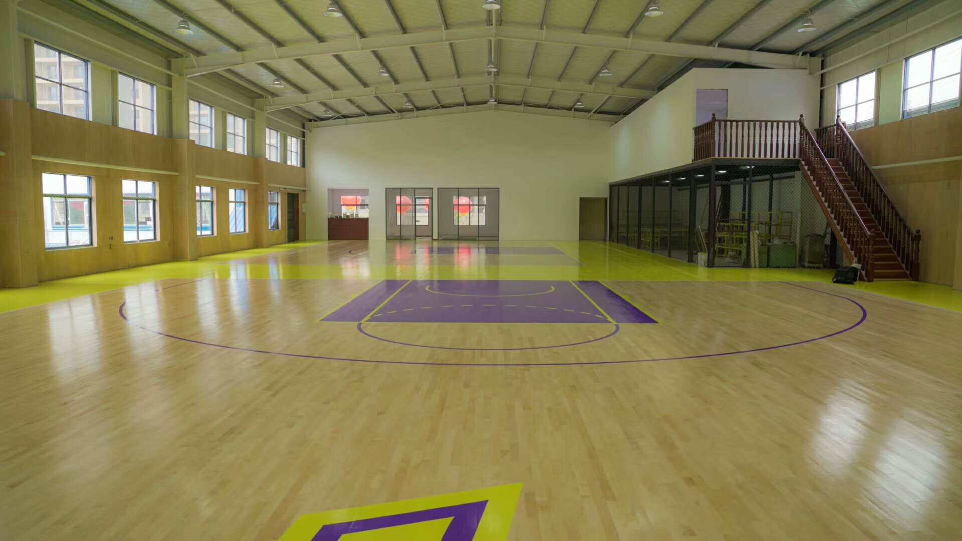 長沙卓晟球館地板翻新防滑保養彩漆案例