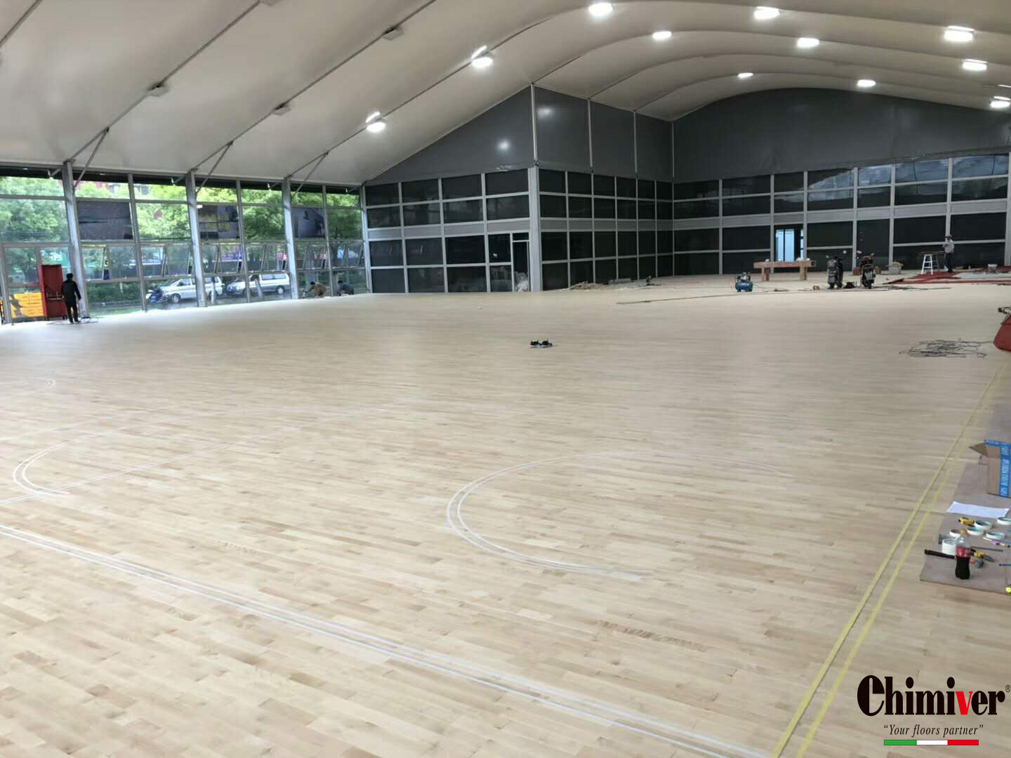 寶山智慧灣籃球館運動木地板做翻新劃線防滑保養案例