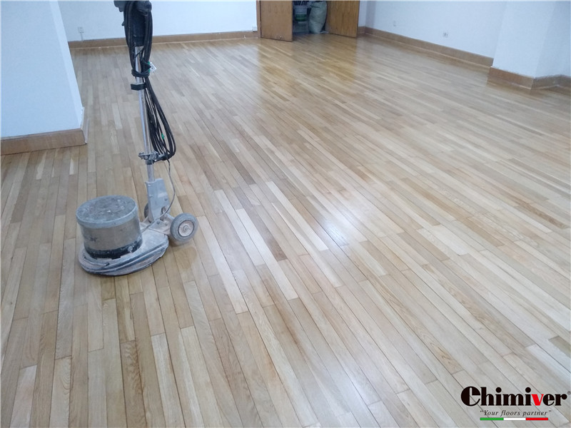 嘉定區政府木地板翻新打磨保養上漆施工案例
