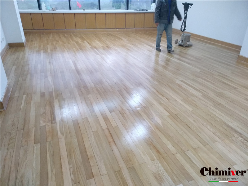 嘉定區政府木地板翻新打磨保養上漆施工案例