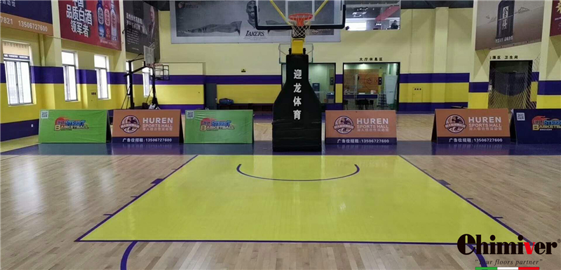 湖人籃球訓(xùn)練營凱美沃FIBA體育彩漆劃線施工案例