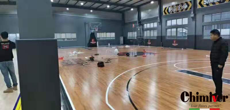 浙江嘉善滅霸球館木地板彩漆劃線翻新重涂案例
