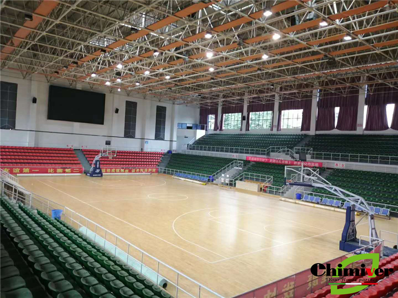 重慶市璧山體育館運(yùn)動(dòng)木地板清潔防滑保養(yǎng)翻新彩漆重涂上光案例